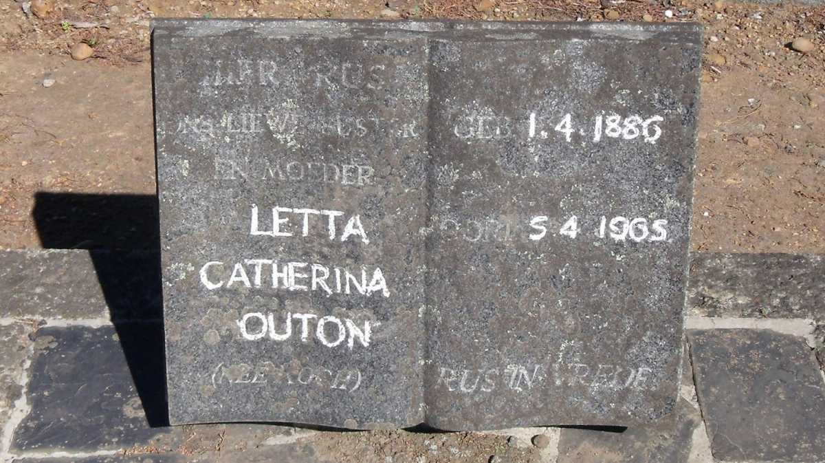 MOUTON Aletta Catherina nee KOCH 1886-1965