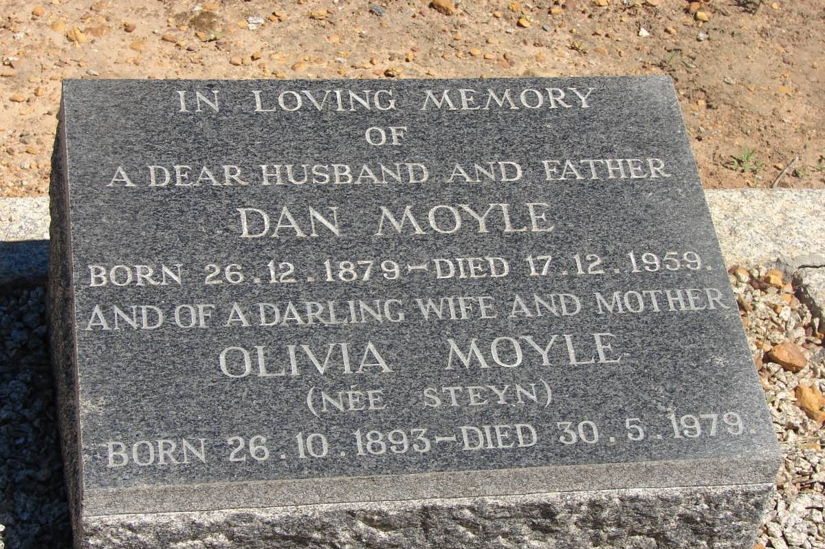 MOYLE Dan 1879-1959 & Olivia STEYN 1893-1979
