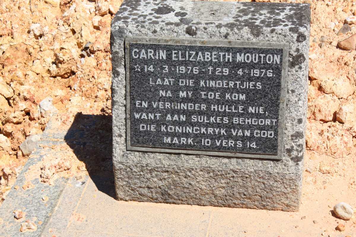MOUTON Carin Elizabeth 1976-1976