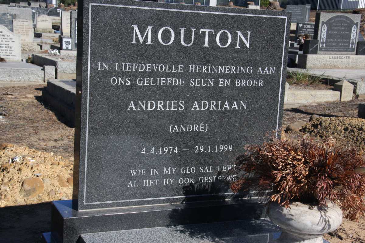 MOUTON Andries Adriaan 1974-1999