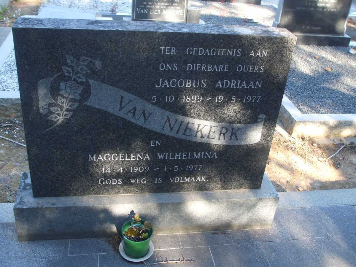 NIEKERK Jacobus Adriaan, van 1899-1977 &amp; Maggelena Wilhelmina 1909-1977