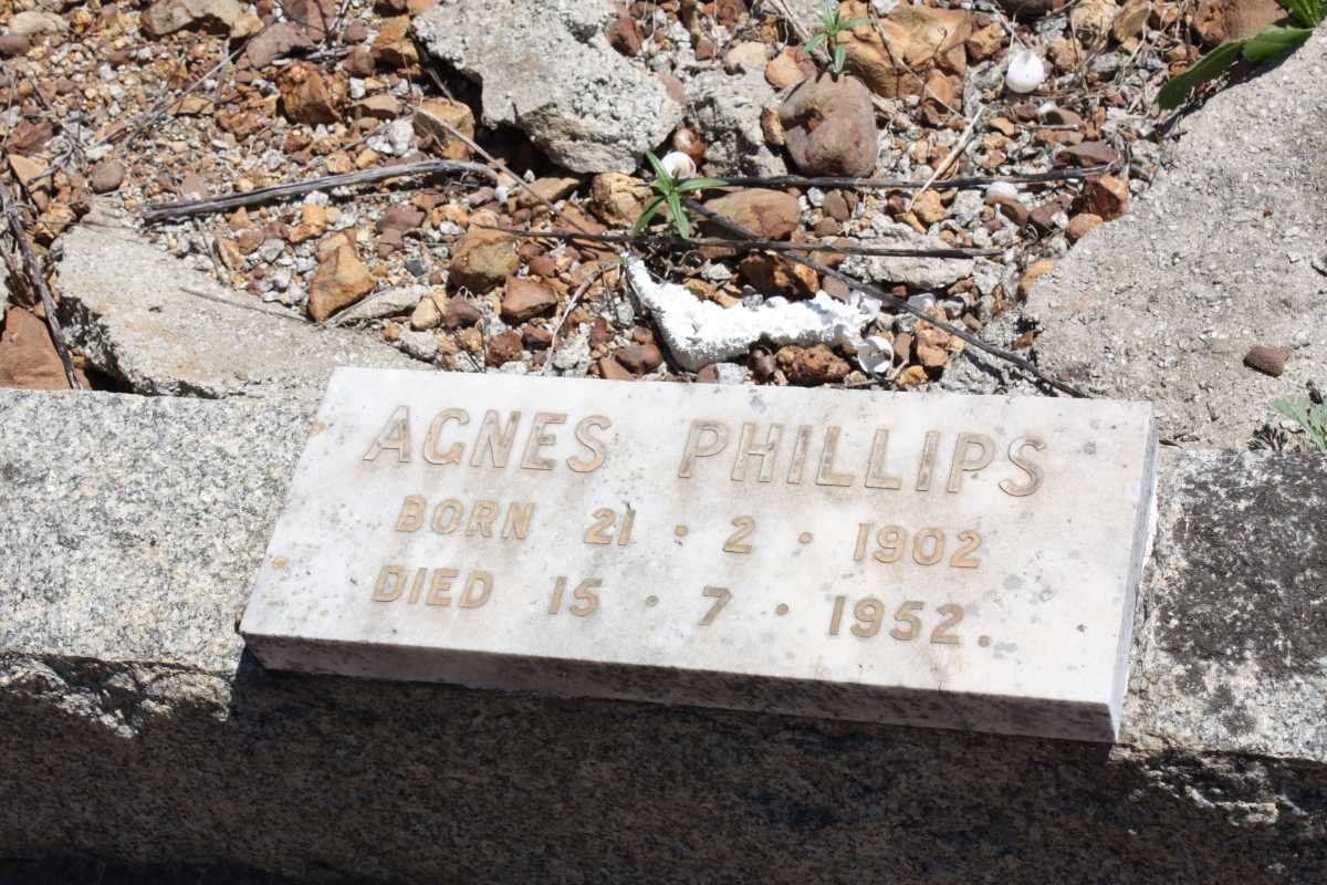 PHILLIPS Agnes 1902-1952
