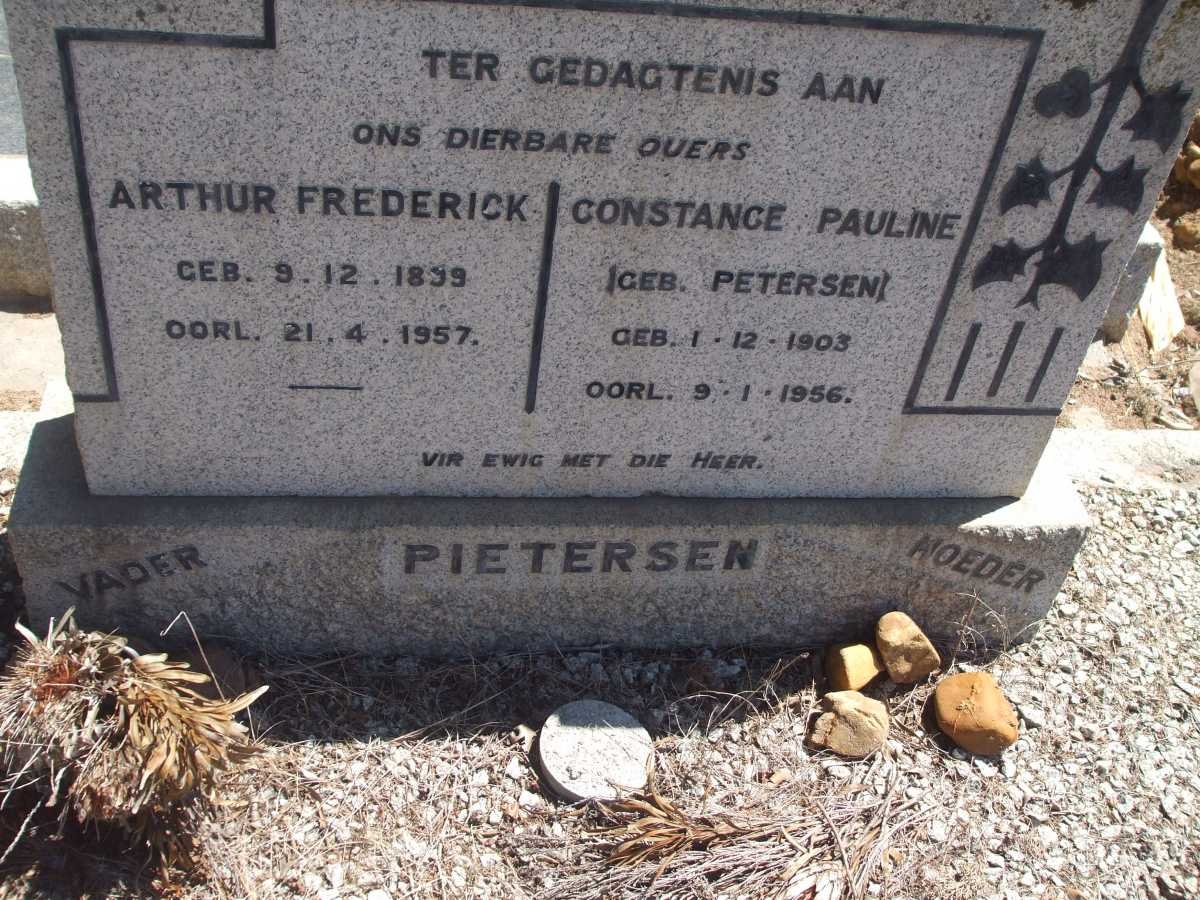 PIETERSEN Arthur Frederick 1899-1957 &amp; Constance Pauline PETERSEN 1903-1956 