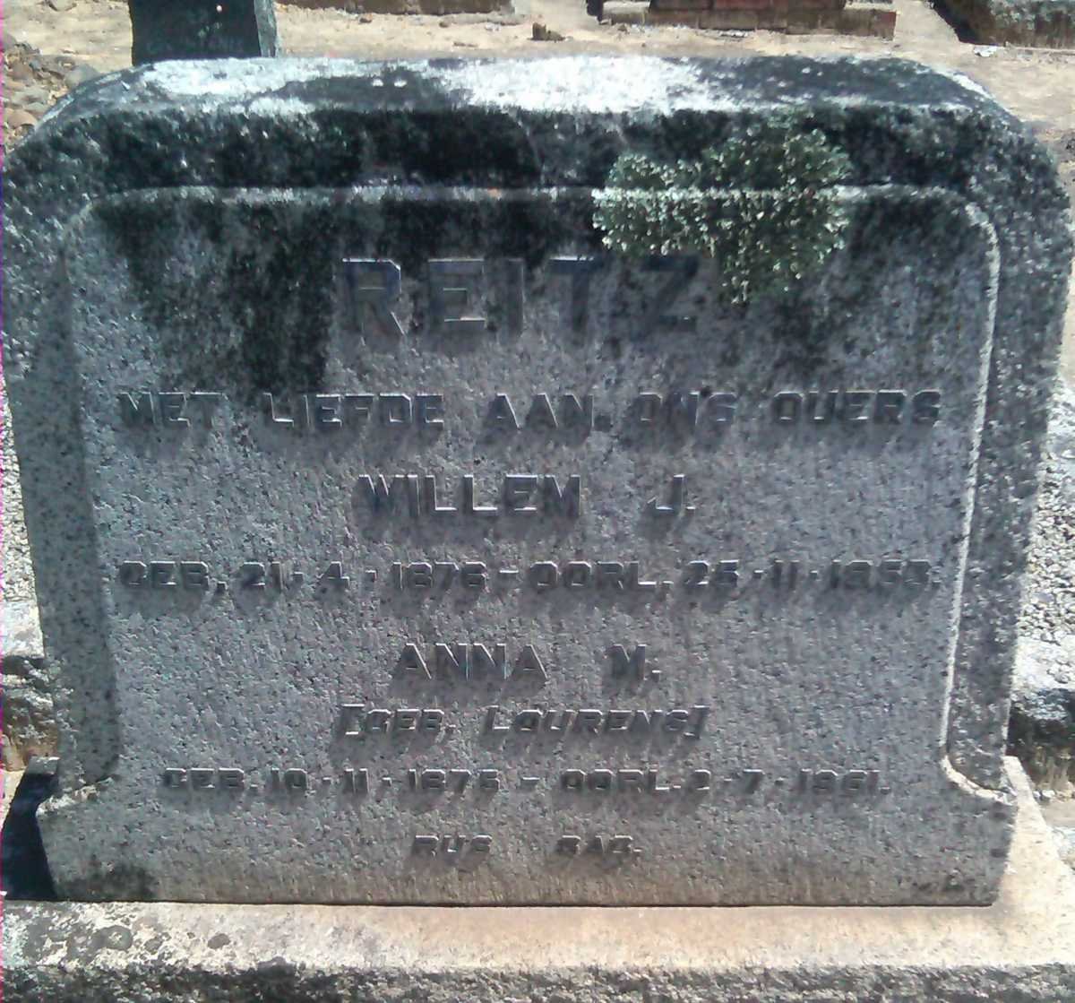 REITZ Willem J. 1876-1953 &amp; Anna M. LOURENS 1875-1951