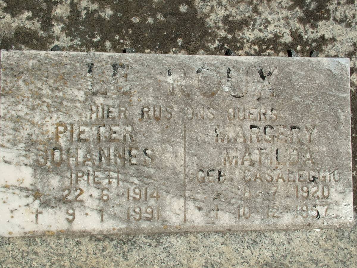 ROUX Pieter Johannes, le 1914-1991 &amp; Margery Matilda CASALEGGIO 1920-1957