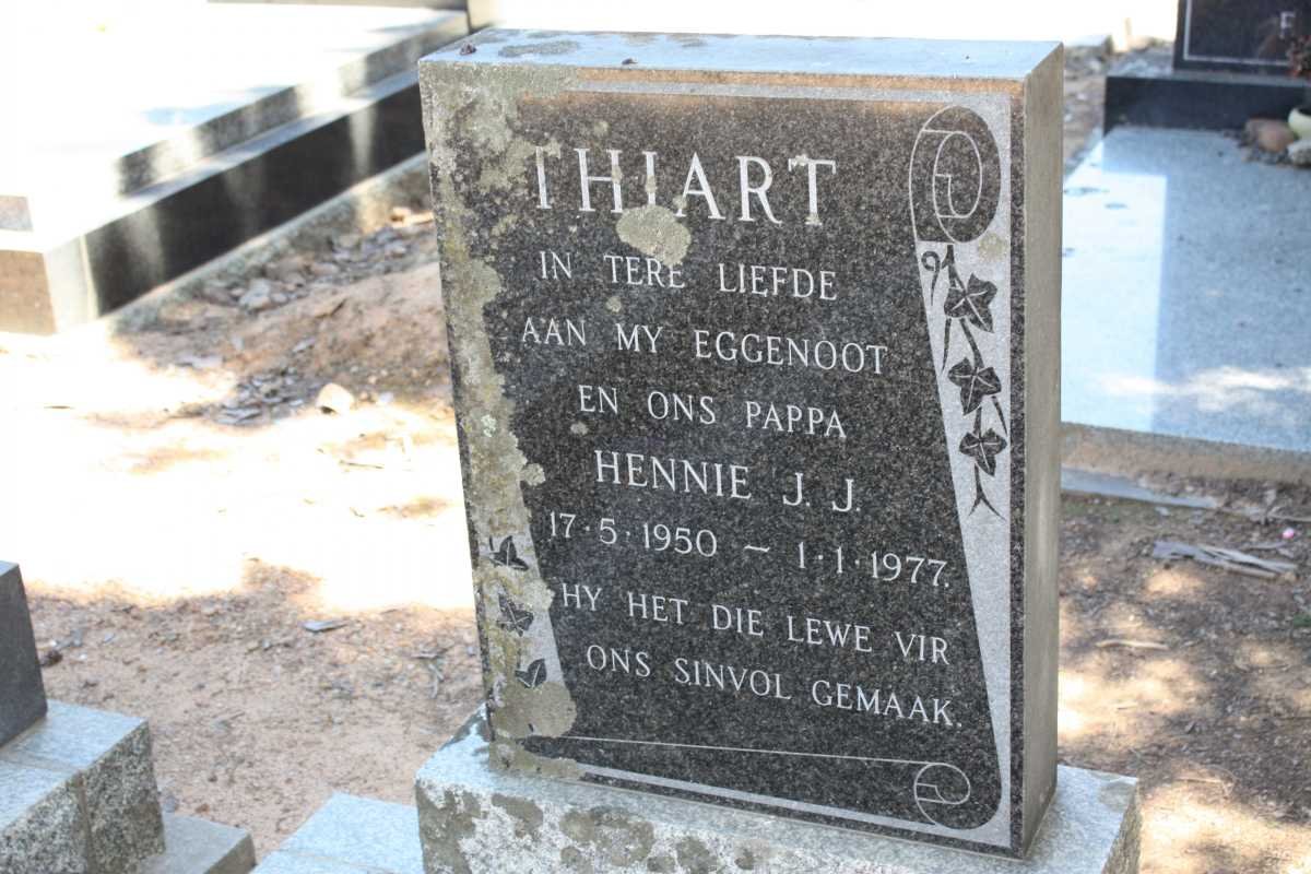 THIART Hennie J.J. 1950-1977