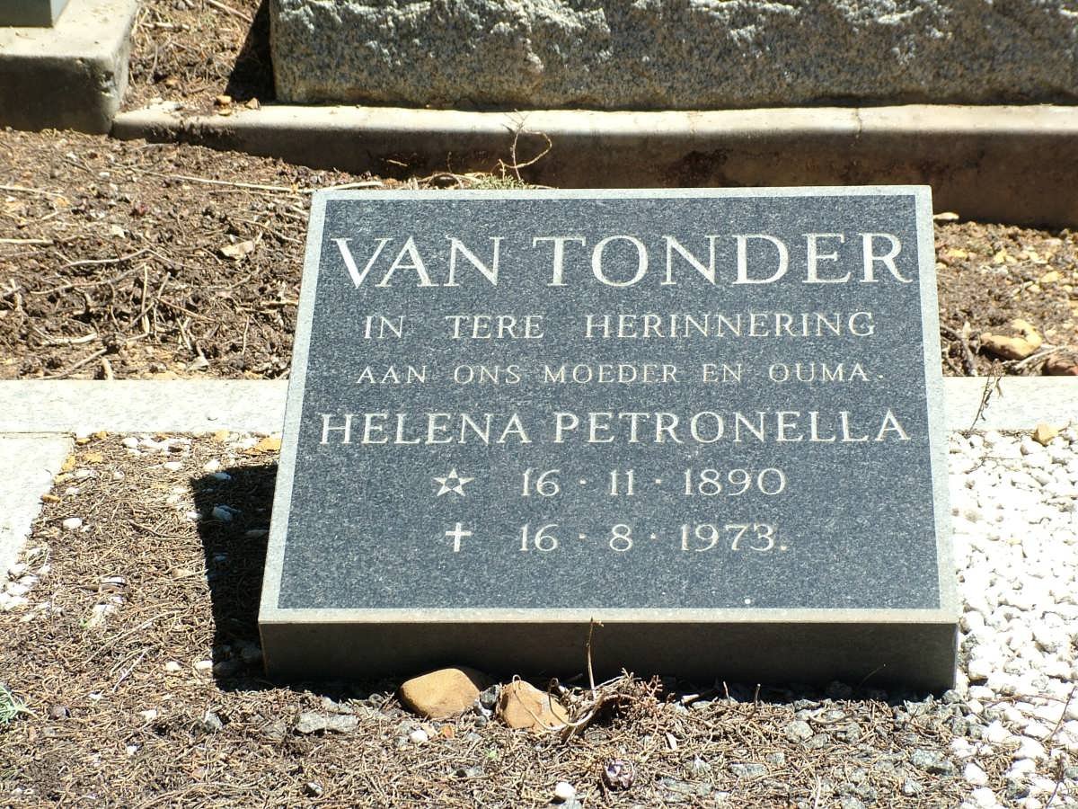 TONDER Helena Petronella, van 1890-1973