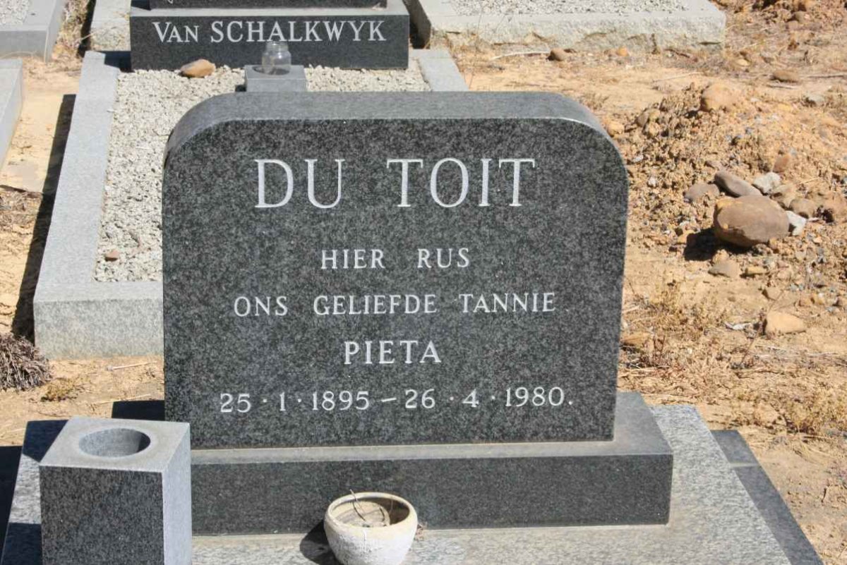 TOIT Pieta, du 1895-1980