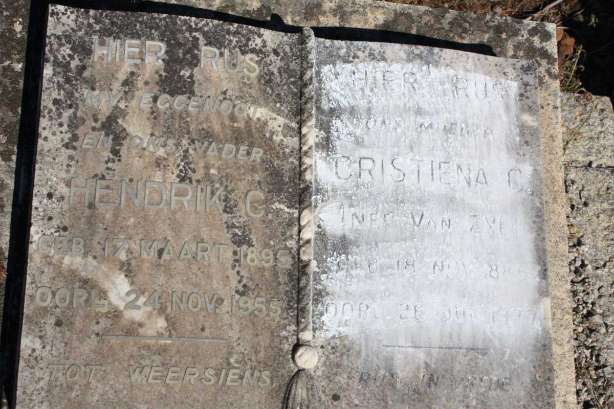 ? Hendrik C. 1895-1955 &amp; Cristiena C. VAN ZYL 1886-1977