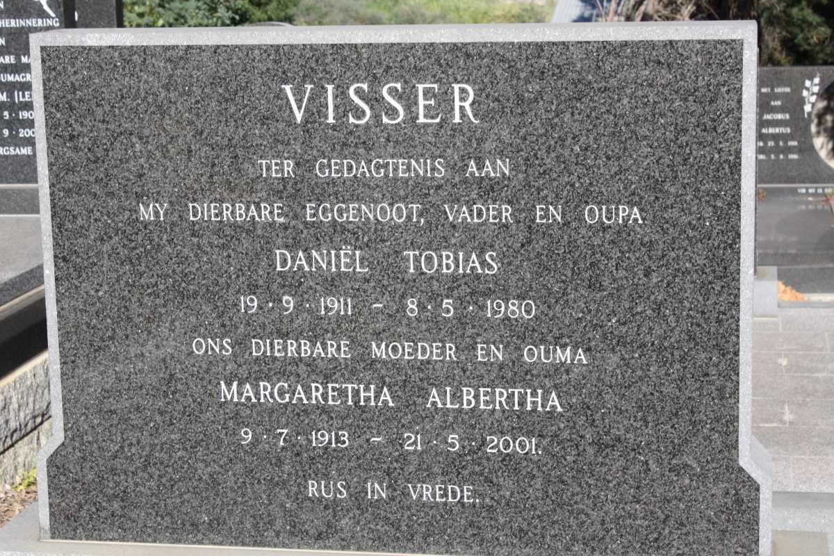 VISSER Daniël Tobias 1911-1980 &amp; Margaretha Albertha 1913-2001