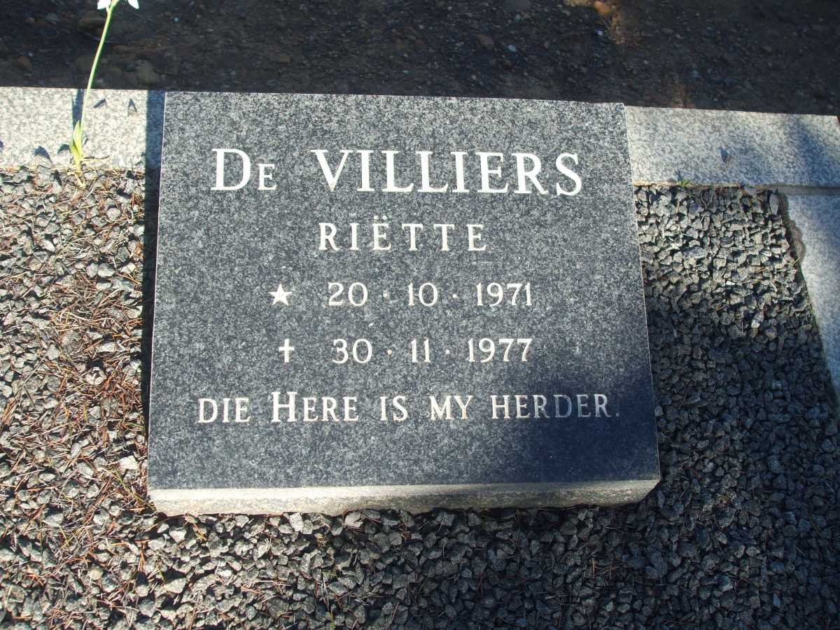 VILLIERS Riëtte, de 1971-1977