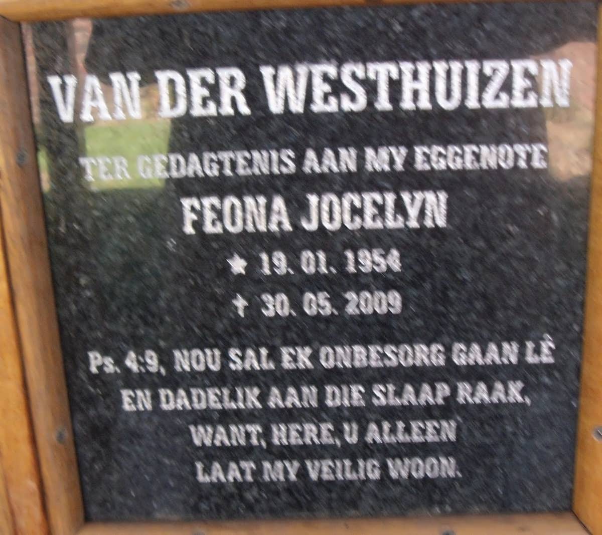 WESTHUIZEN Feona Jocelyn, van der 1954-2009