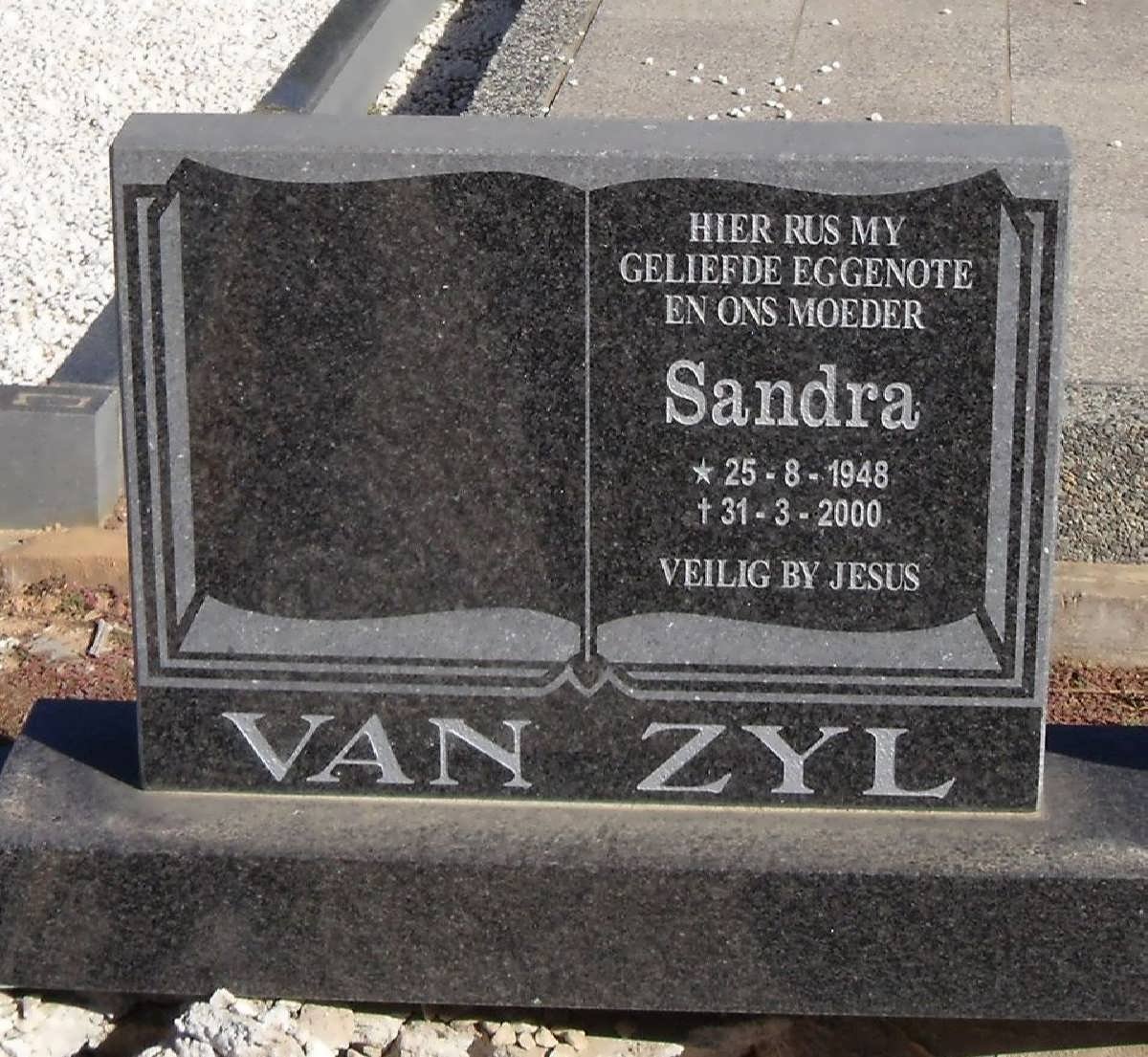 ZYL Sandra, van 1948-2000