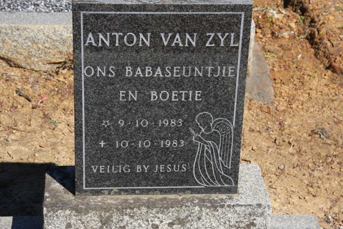 ZYL Anton, van 1983-1983