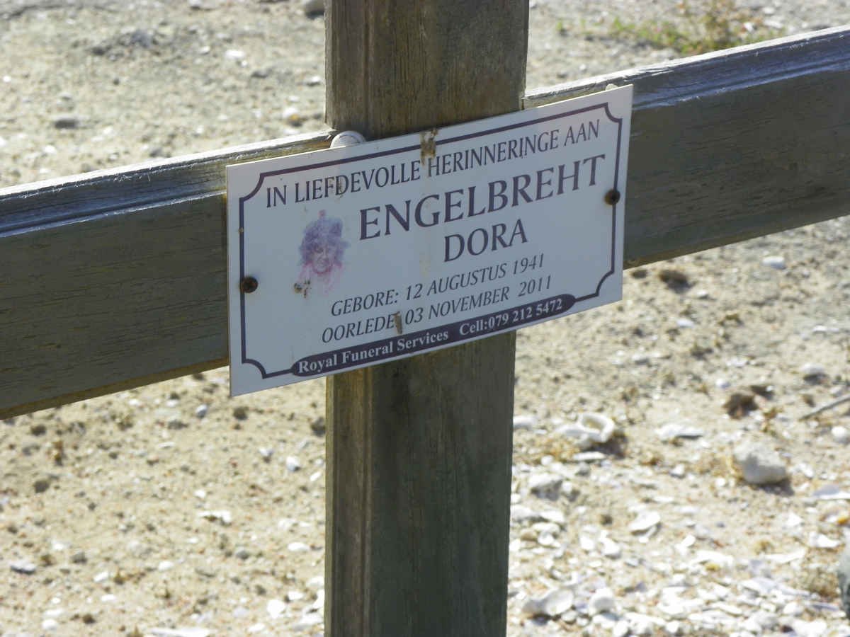 ENGELBRECHT Dora 1941-2011