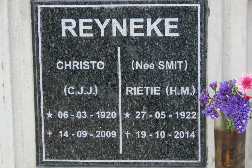 REYNEKE C.J.J. 1920-2009 &amp; H.M. SMIT 1922-2014