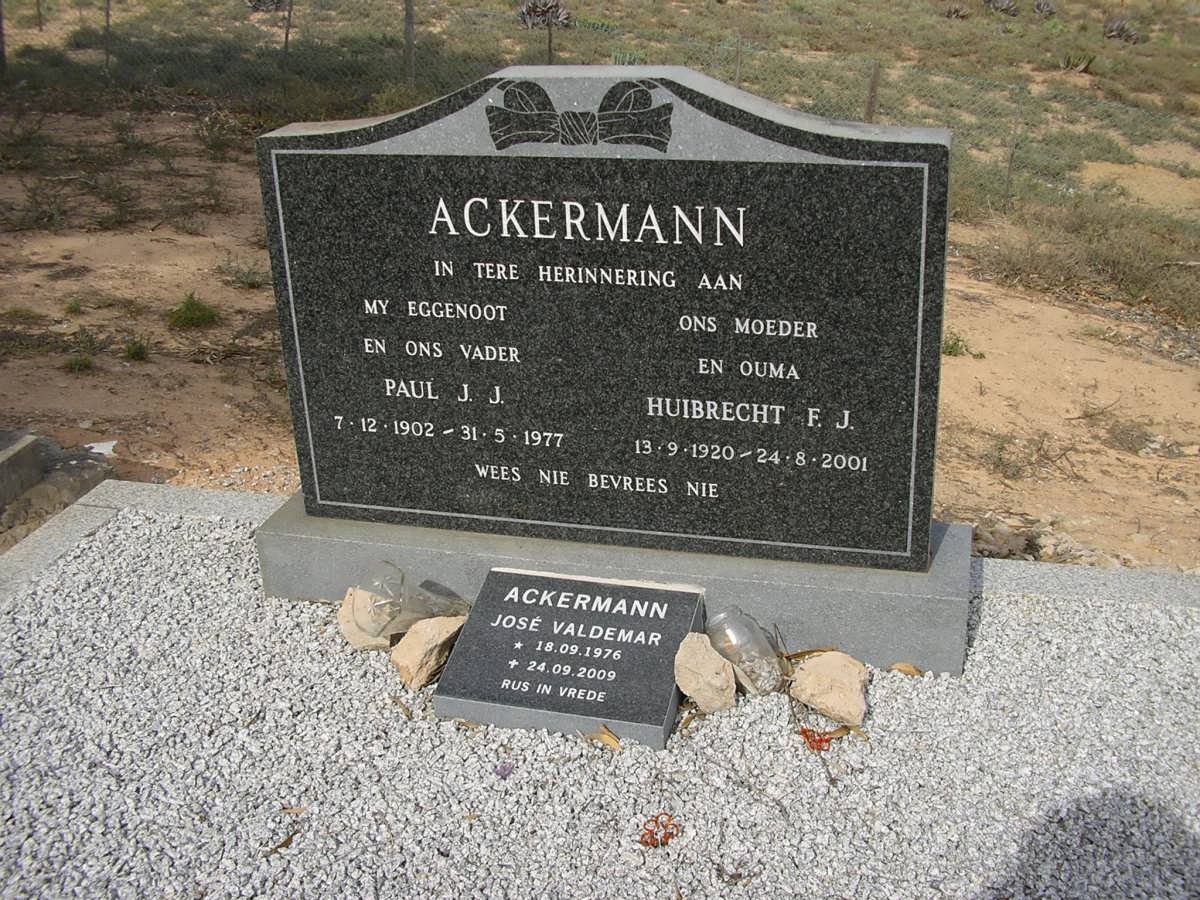 ACKERMANN Paul J.J. 1902-1977 &amp; Huibrecht F.J. 1920-2001 :: ACKERMANN Jose Valdemar 1976-2009 