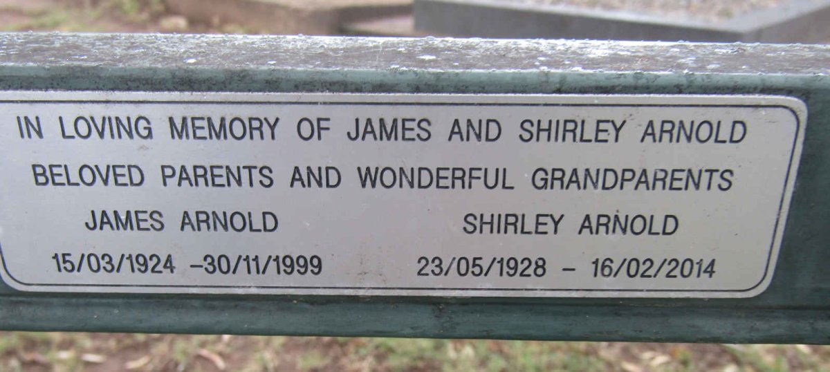 ARNOLD James 1924-1999 &amp; Shirley 1928-2014