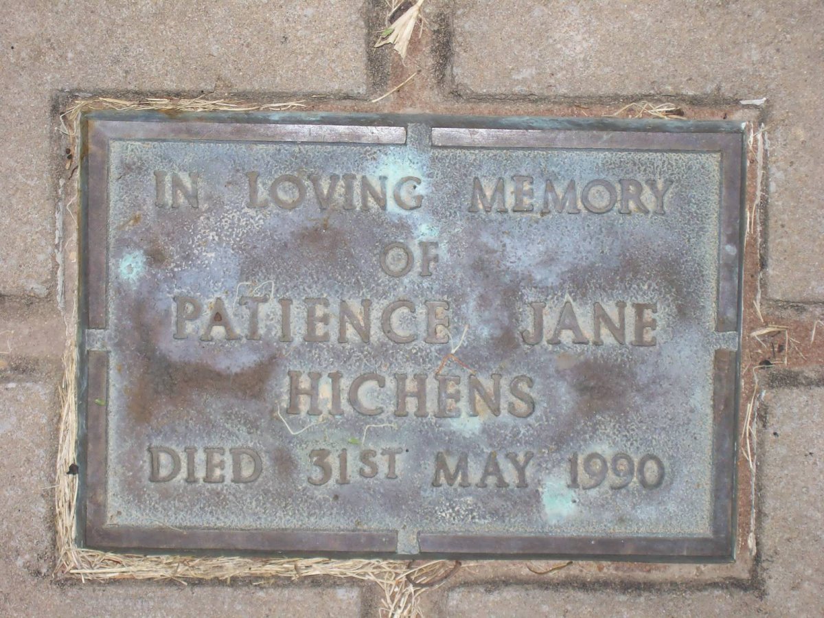 HICHENS Patience Jane -1990