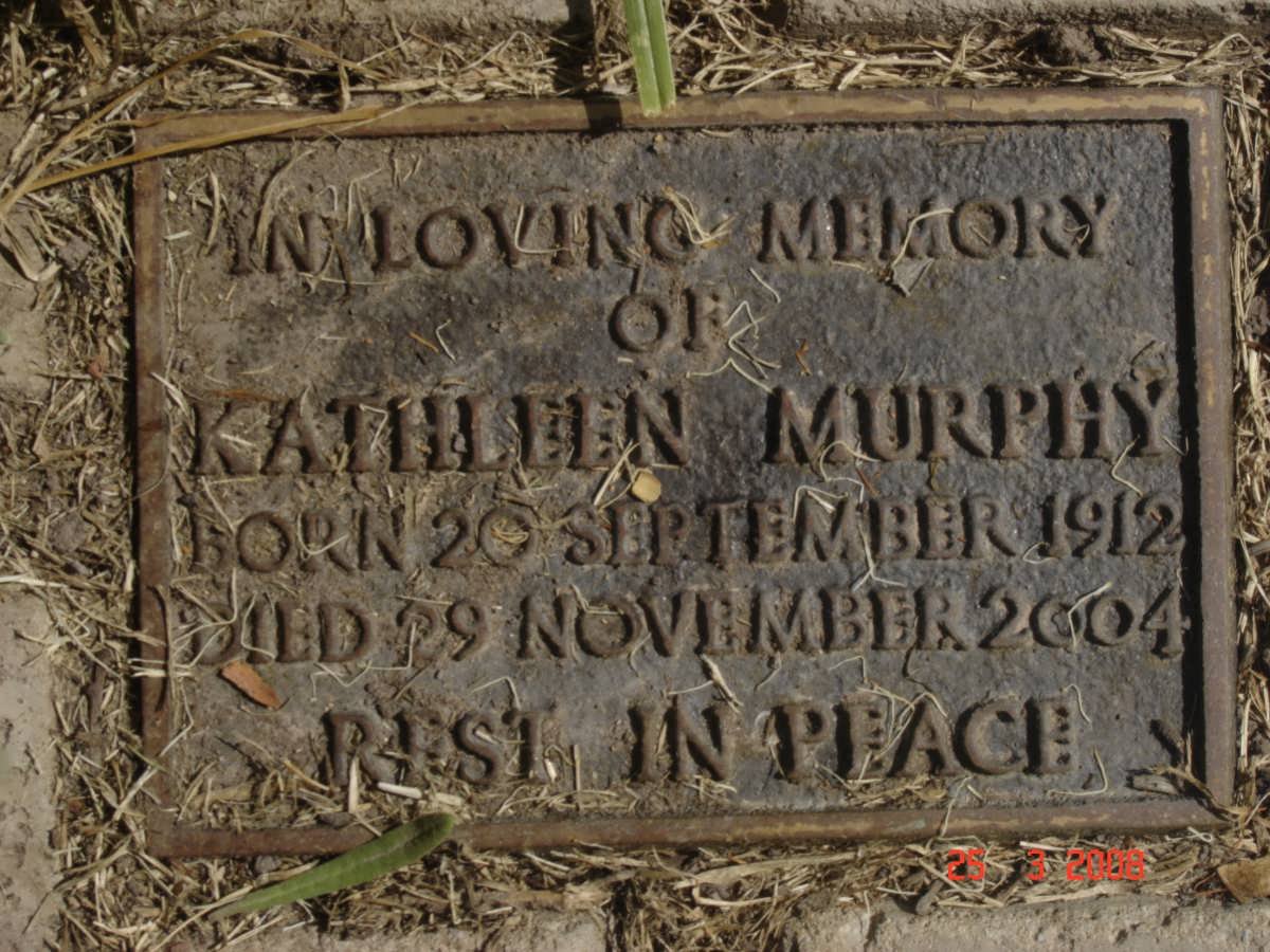 MURPHY Kathleen 1912-2004