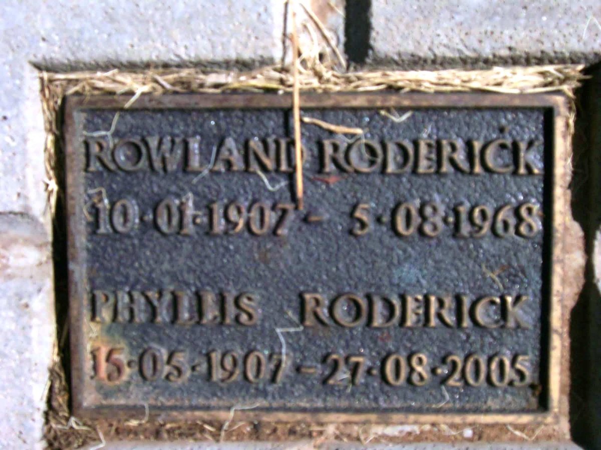RODERICK Rowland 1907-1968 &amp; Phyllis 1907-2005
