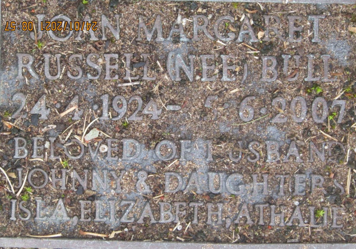 RUSSELL Joan Margaret nee BULL 1924-2007