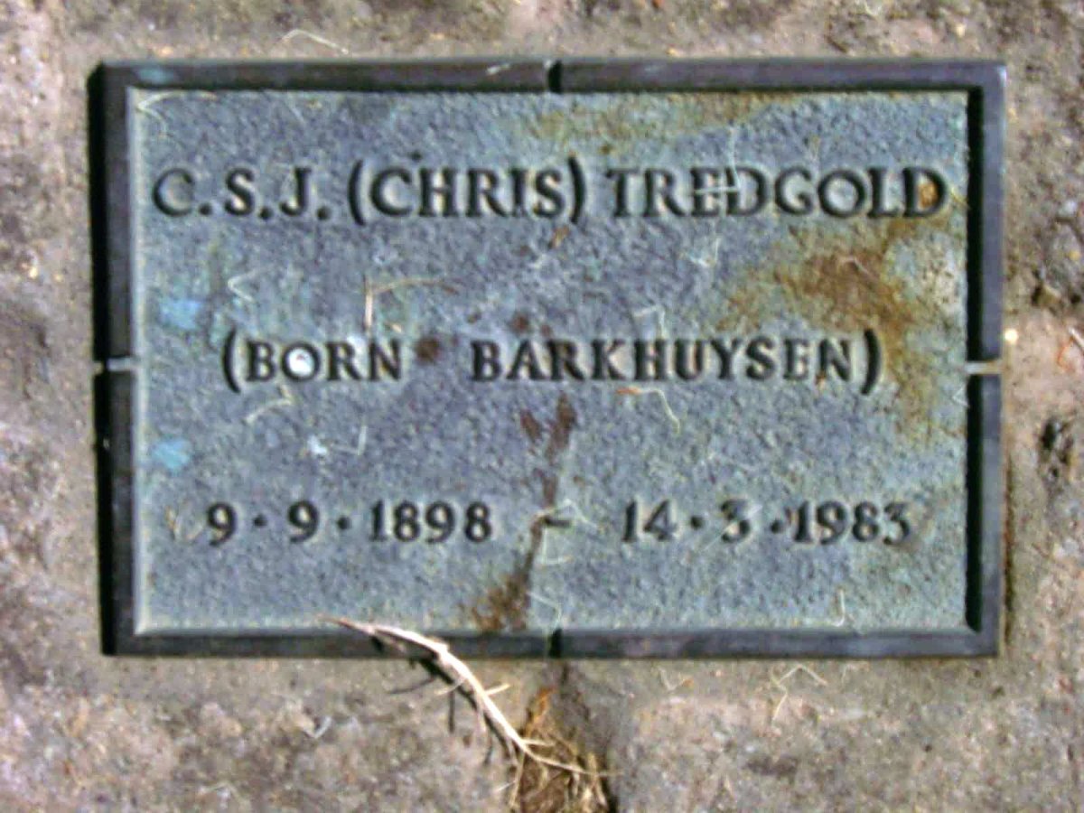 TREDGOLD C.S.J. nee BARKHUYSEN 1898-1983