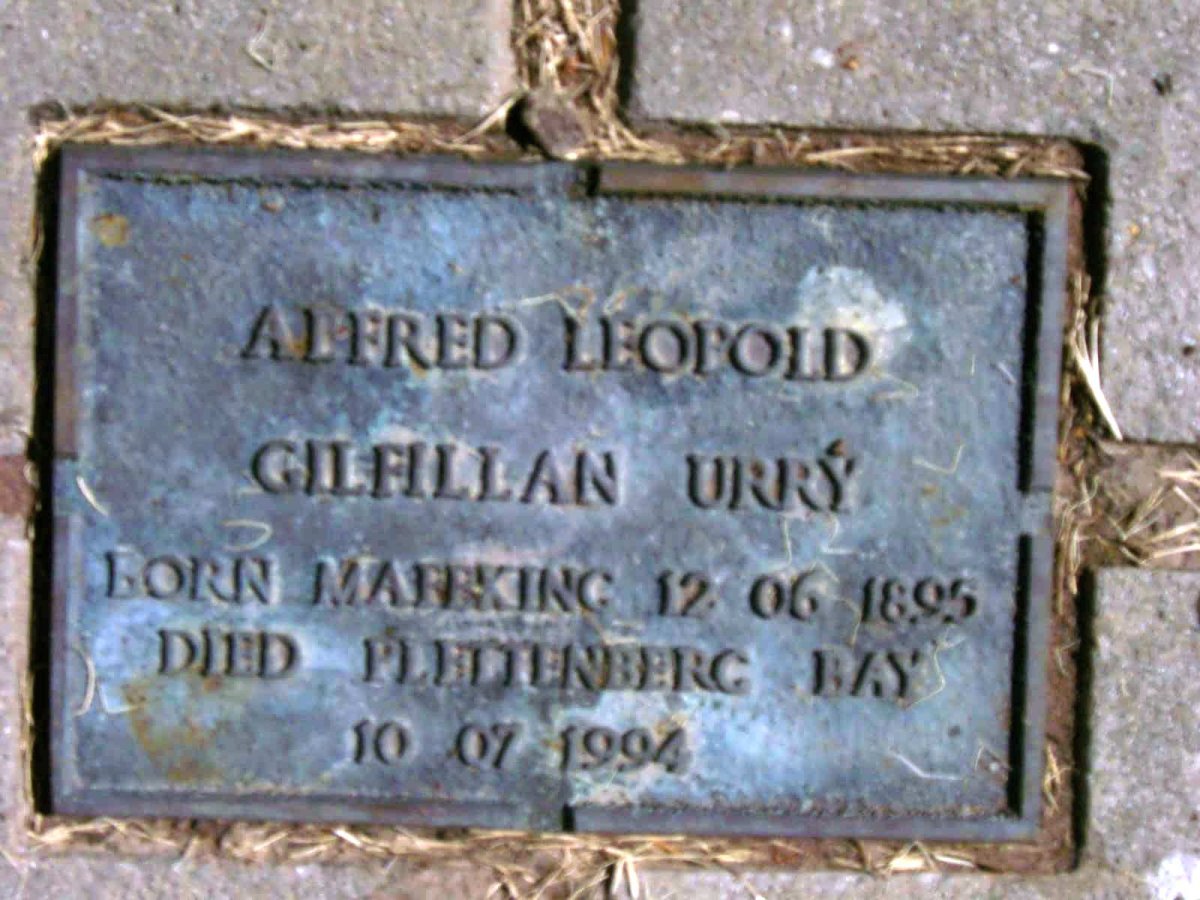 URRY Alfred Leopold Gilfillan 1895-1994