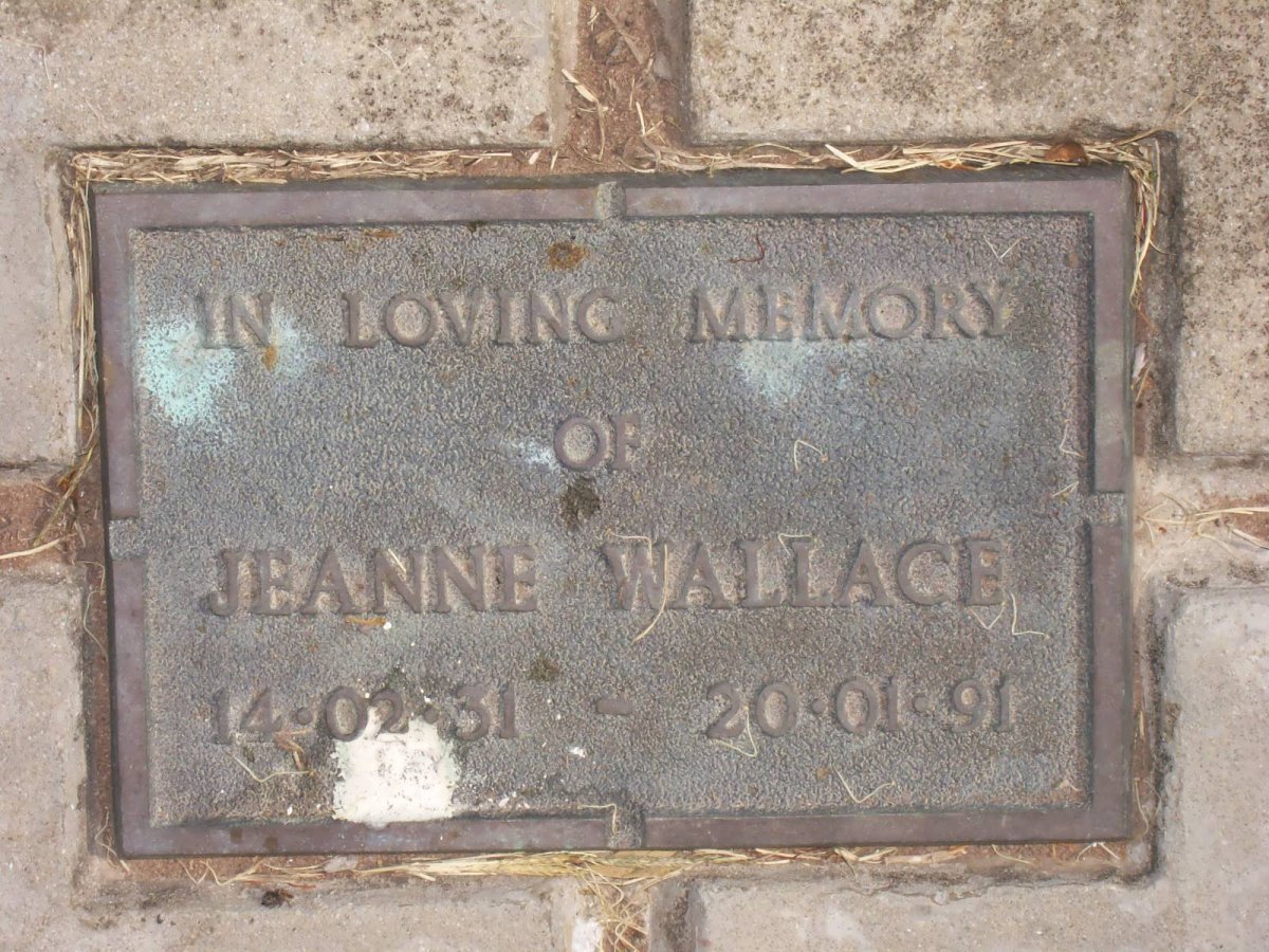 WALLACE Jeanne 1931-1991