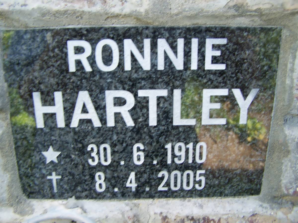 HARTLEY Ronnie 1910-2005