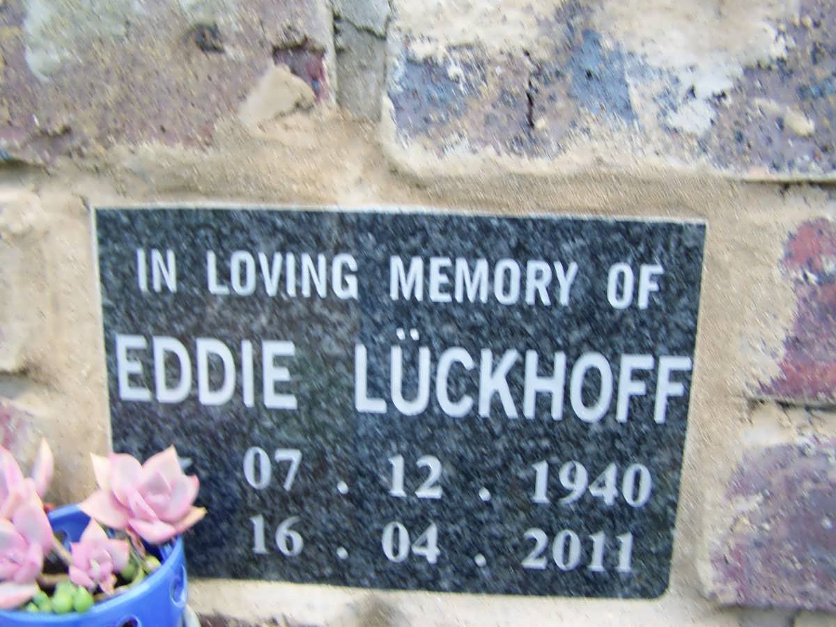 LUCKHOFF Eddie 1940-2011