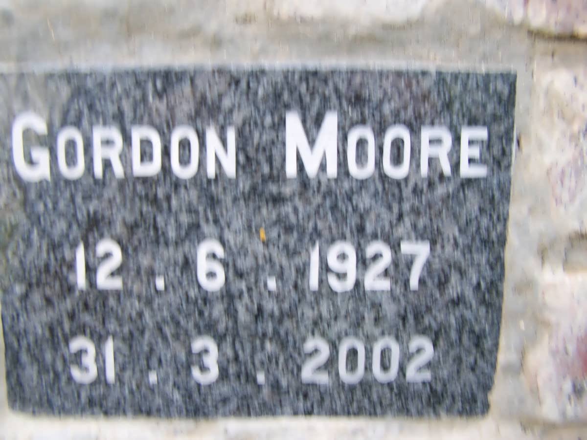 MOORE Gordon 1927-2002