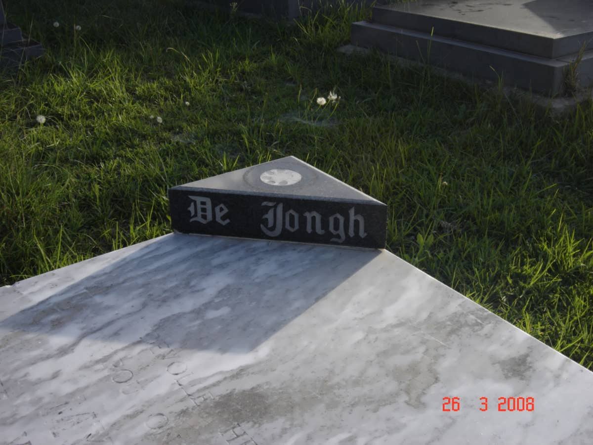 JONGH, de