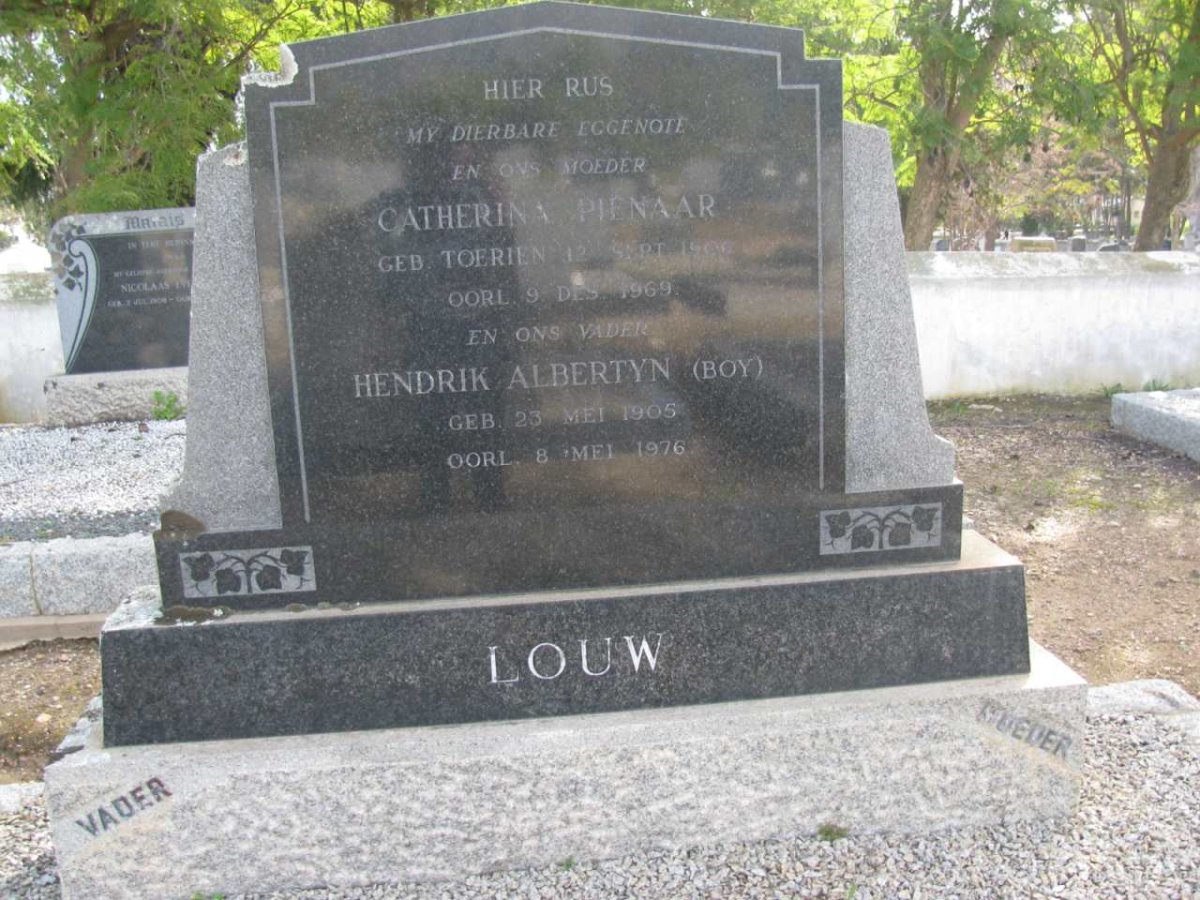 LOUW Hendrik Albertyn 1905-1976 &amp; Catherina Pienaar TOERIEN 19??-1969