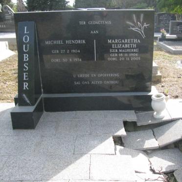 LOUBSER Michiel Hendrik 1904-1974 &amp; Margaretha Elizabeth MALHERBE 1906-2005