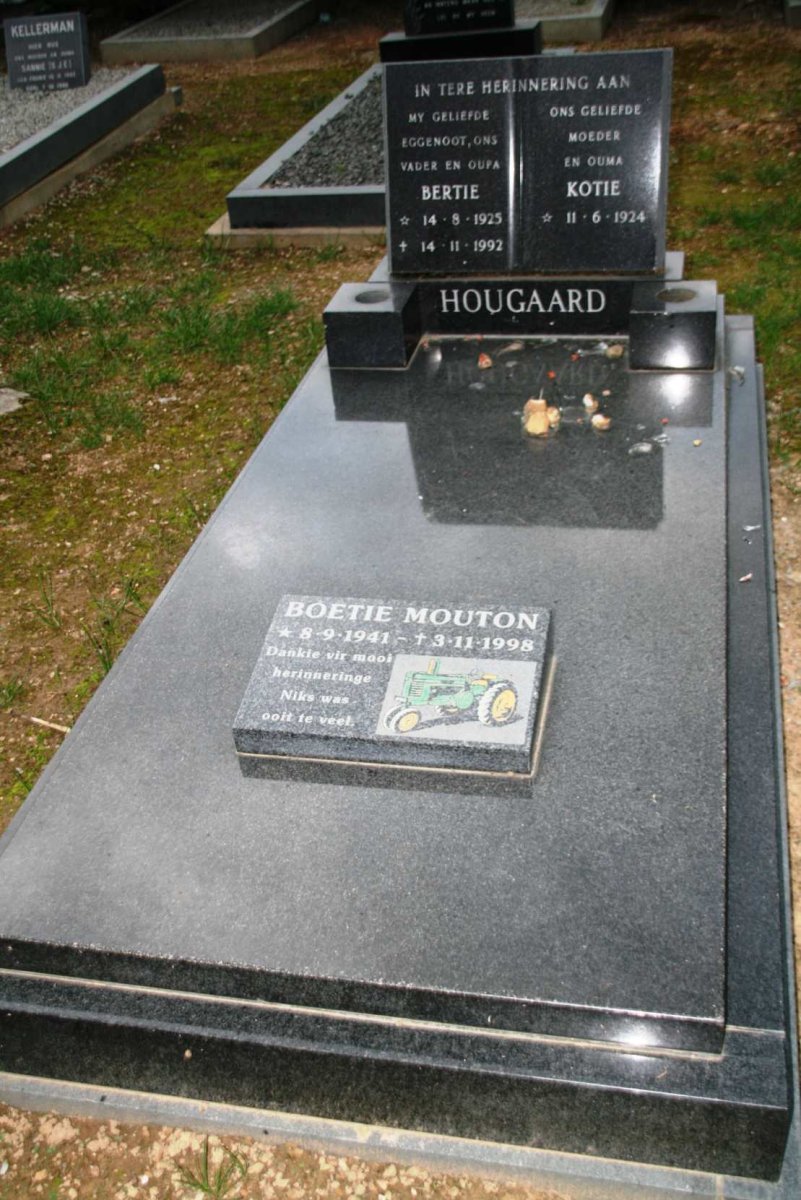 HOUGAARD Bertie 1925-1992 &amp; Kotie 1924-
