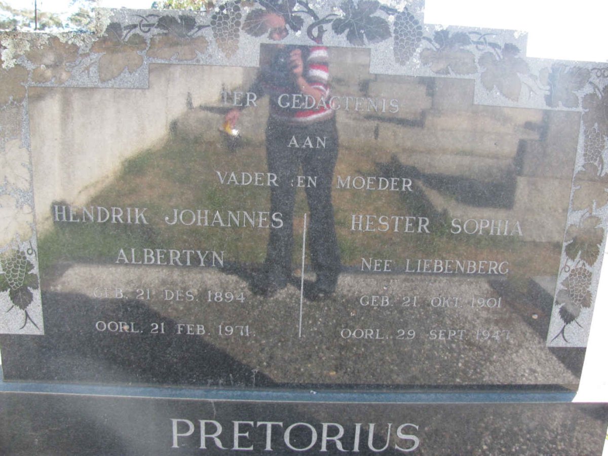 PRETORIUS Hendrik Johannes Albertyn 1894-1971 &amp; Hester Sophia LIEBENBERG 1901-1947