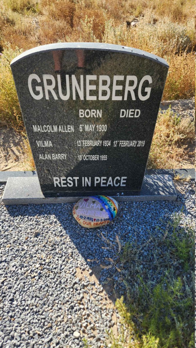 GRUNEBERG Malcolm Allen 1930- :: GRUNEBERG Vilma 1934-2018:: GRUNEBERG Alan Barry 1955-_01