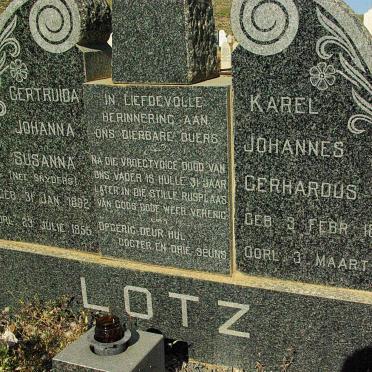 LOTZ :: SNYDERS