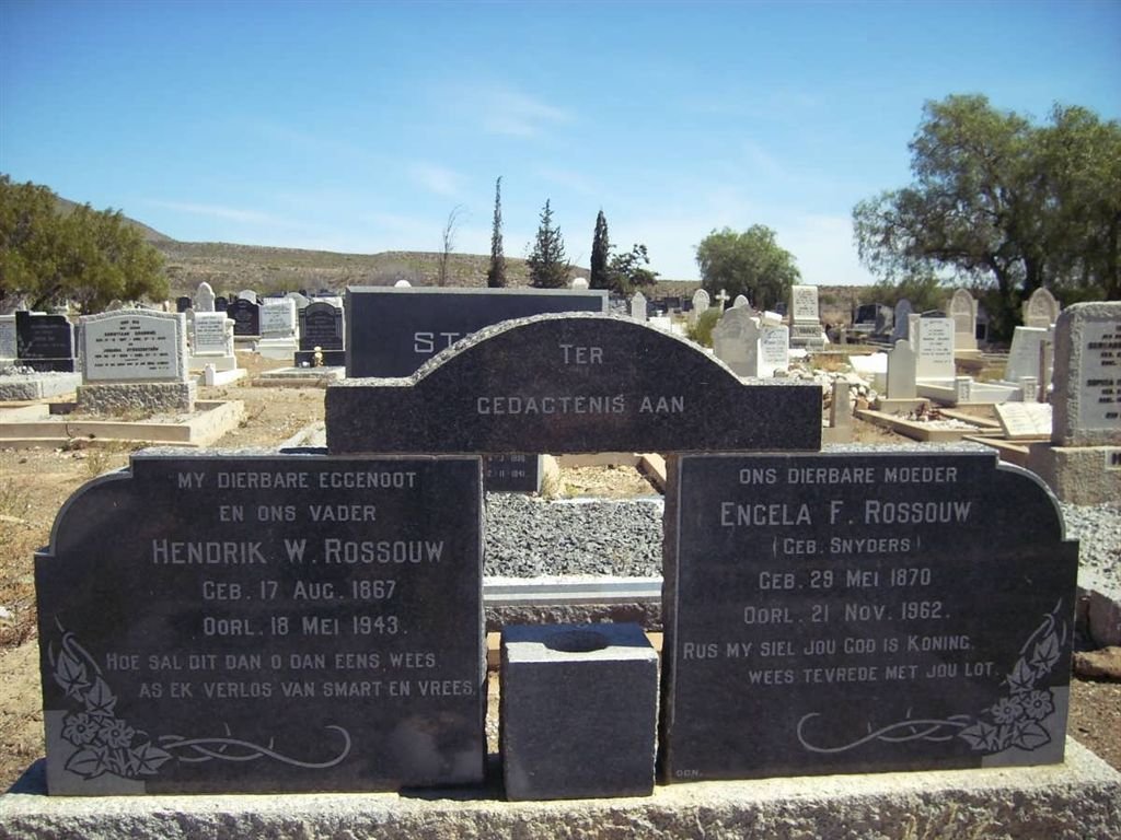 ROSSOUW Hendrik W. 1867-1943 &amp; Engela F. SNYDERS 1870-1962