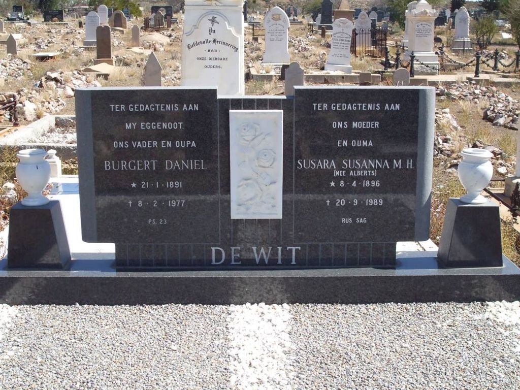 WIT Burgert Daniel, de 1891-1977 &amp; Susara Susanna M.H. ALBERTS 1896-1989