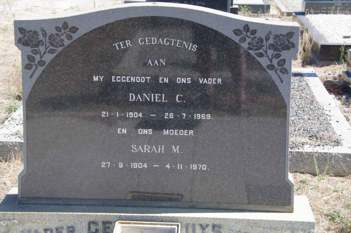 GELDENHUYS Daniel C. 1904-1969 &amp; Sarah M. 1904-1970