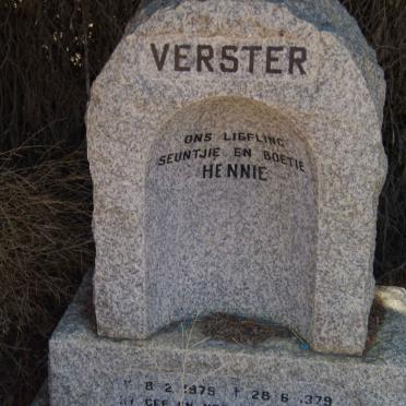 V - Vanne :: Surnames - V