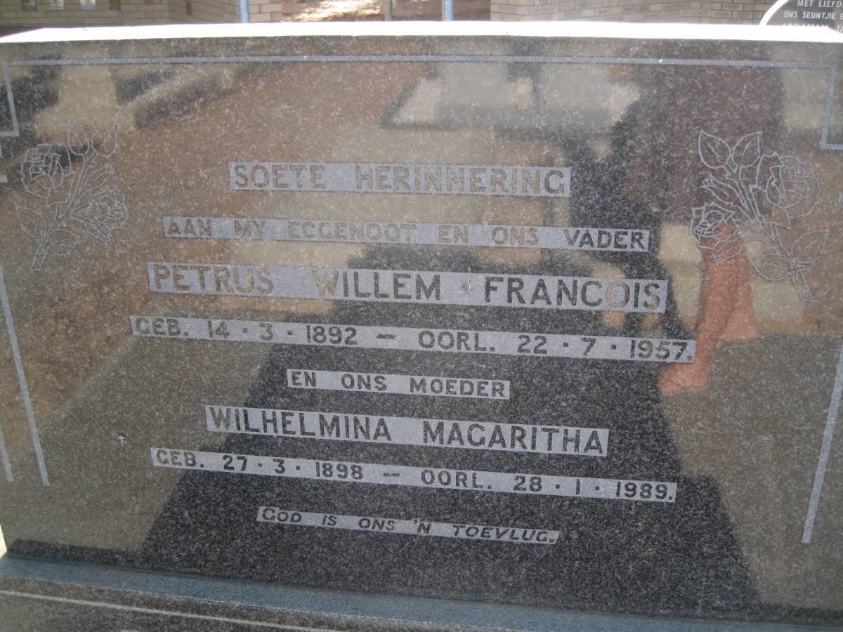 MERWE Petrus Willem Francois, van der 1892-1957 &amp; Wilhelmina Magaritha 1898-1989