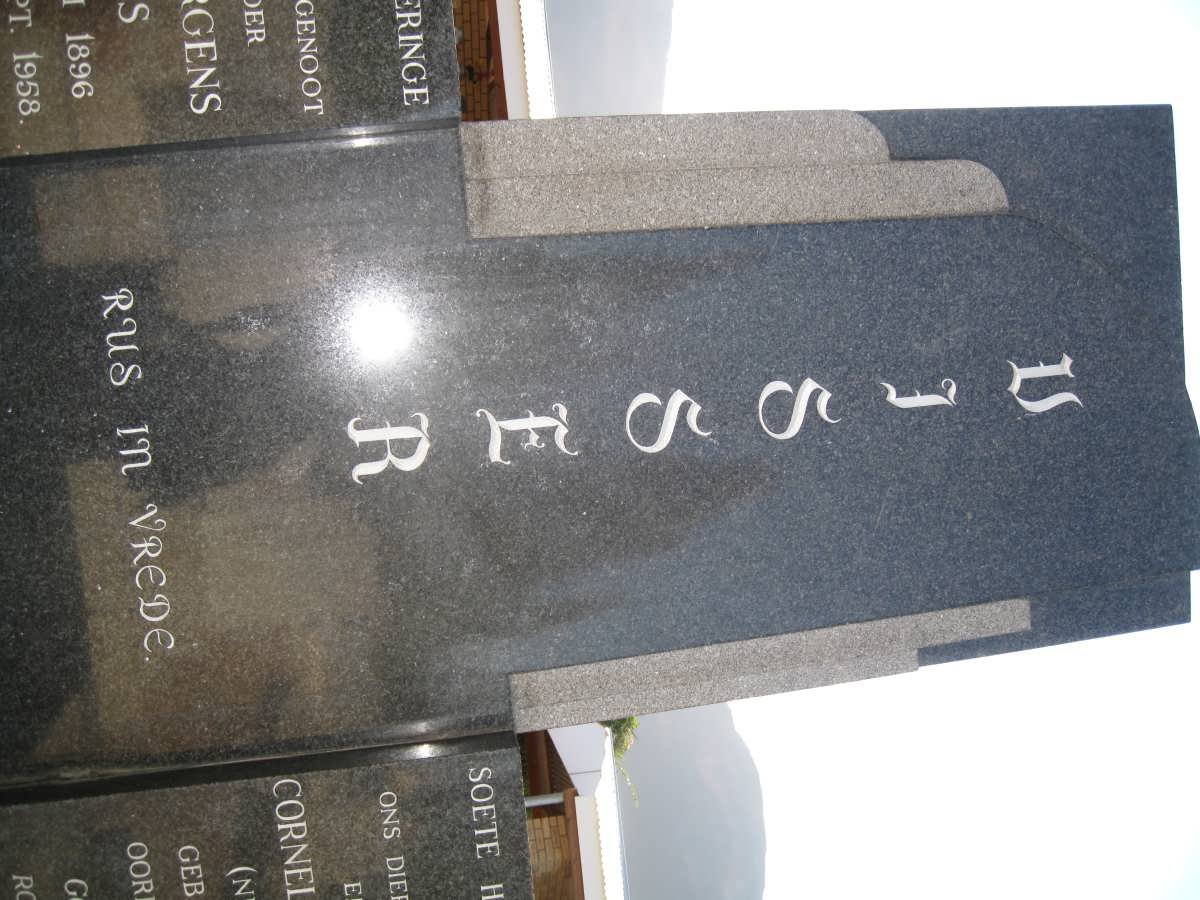 VISSER Pieter Jurgens Andries 1896-1958 &amp; Cornelia Gertruida TRUTER 1897-1978