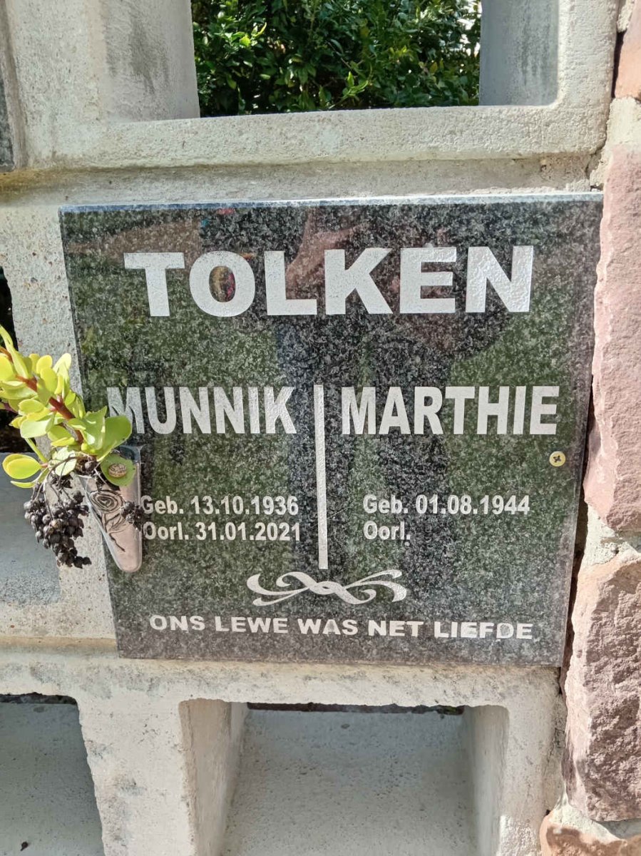 TOLKEN Munnik 1936-2021 &amp; Marthie 1944-
