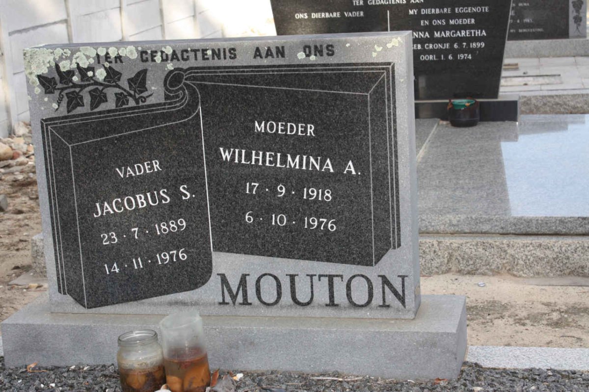 MOUTON Jacobus S. 1889-1976 &amp; Wilhelmina A. 1918-1976