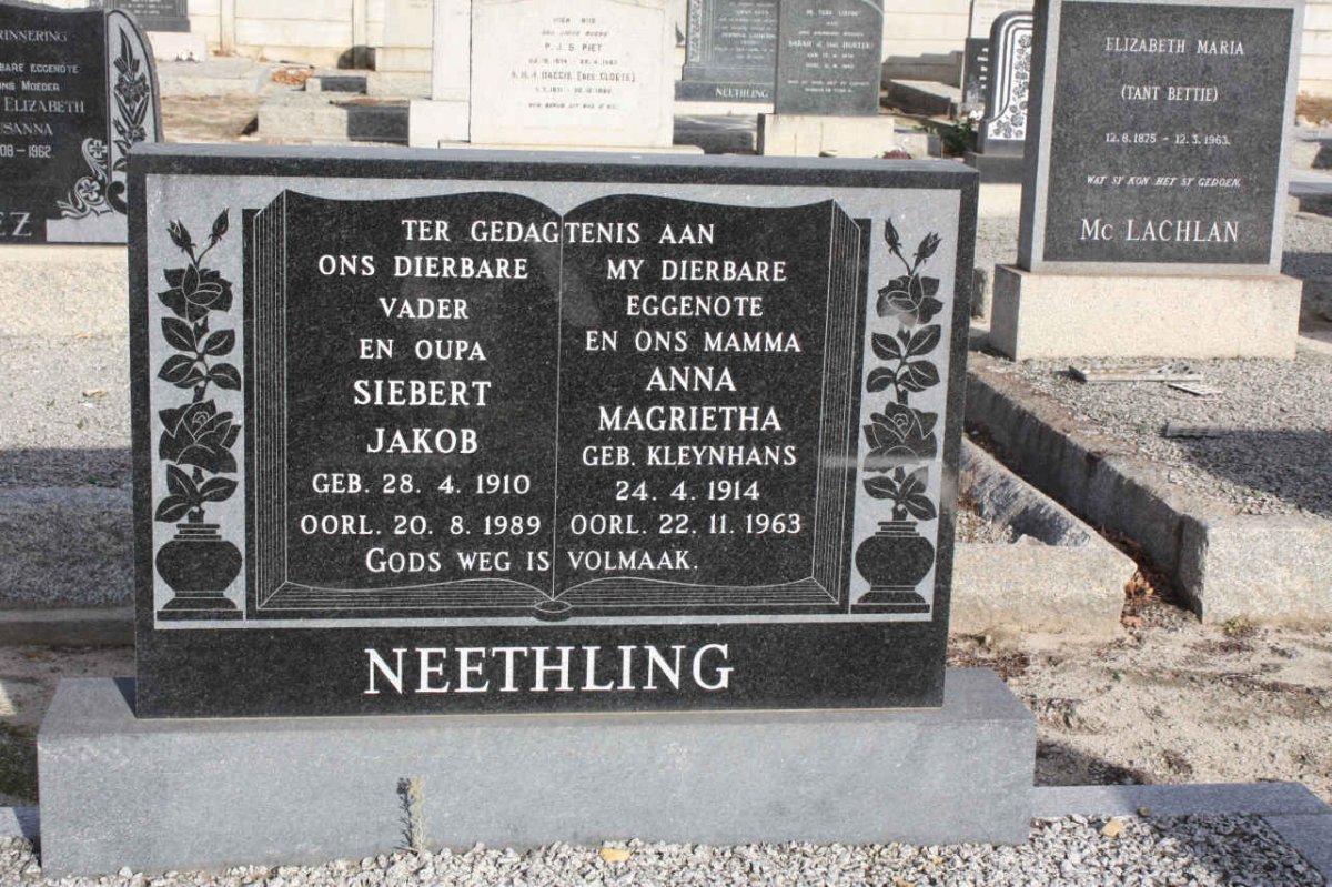NEETHLING Siebert Jakob 1910-1989 &amp; Anna Magrietha KLEYNHANS 1914-1963