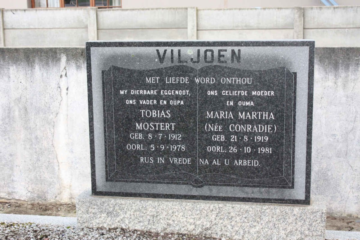 VILJOEN Tobias Mostert 1912-1978 &amp; Maria Martha CONRADIE 1919-1981