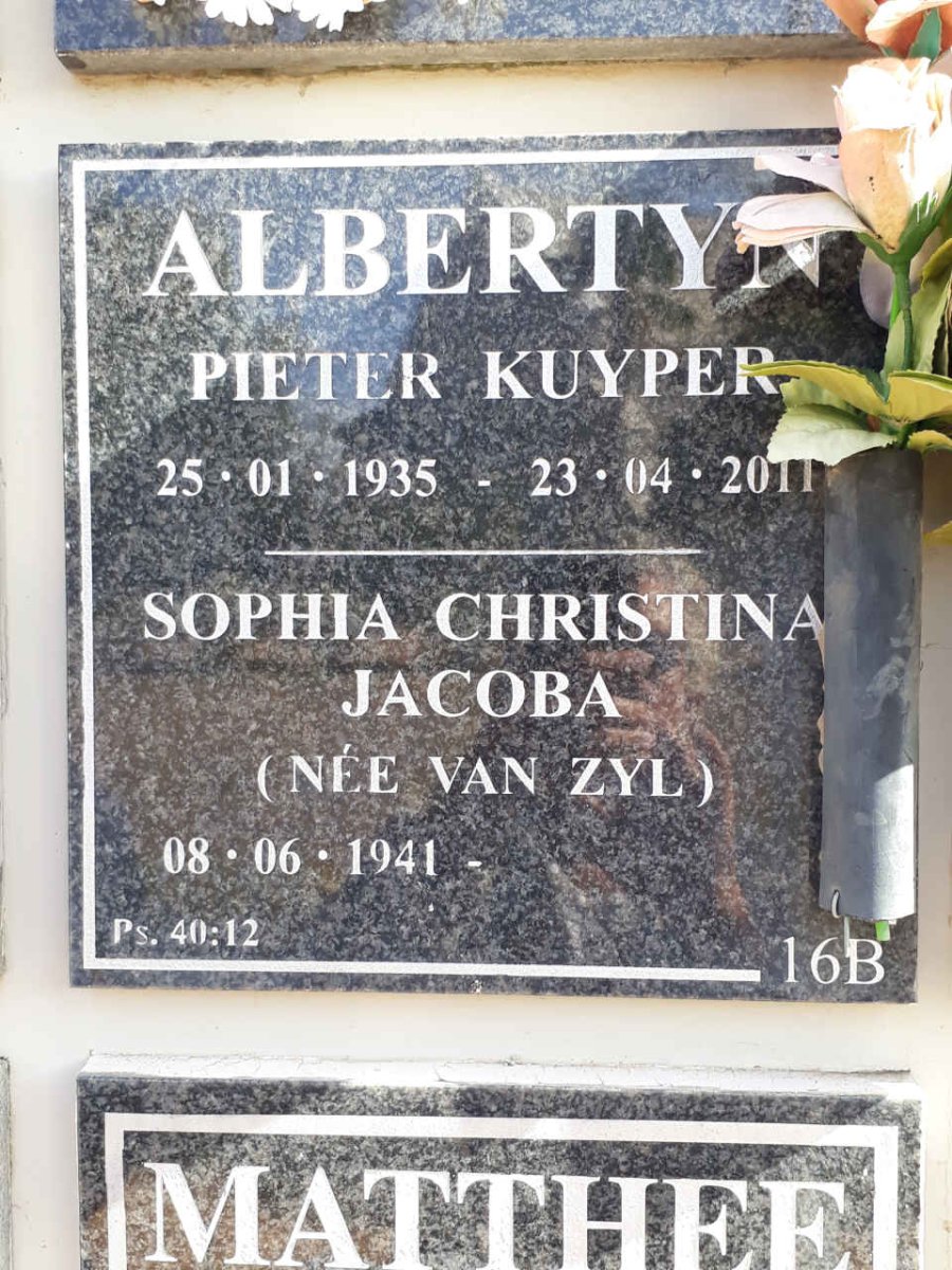 ALBERTYN Pieter Kuyper 1935-2011 &amp; Sophia Christina Jacoba VAN ZYL 1941-